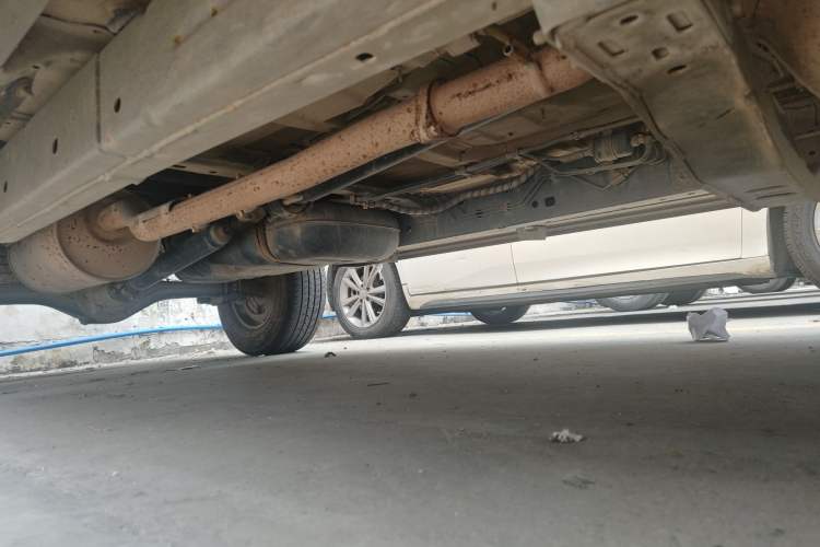 Used Foton Tunland Yutu 2020 2.0T Yutu 8 Gasoline Two-Wheel Drive Elite Version Standard Wheelbase 4G20TI5 Chassis Front Right