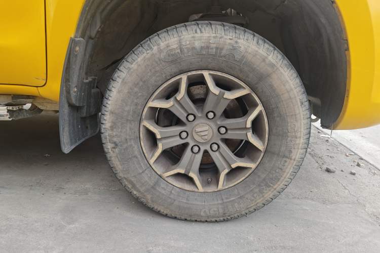 Used Foton Tunland Yutu 2020 2.0T Yutu 8 Gasoline Two-Wheel Drive Elite Version Standard Wheelbase 4G20TI5 Right Front Wheel Hub