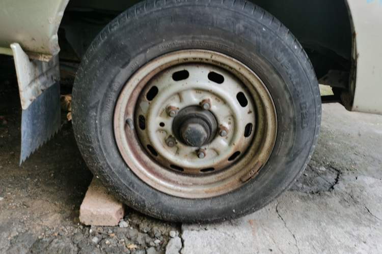 Used Foton Xiangling M  Right Front Wheel Hub