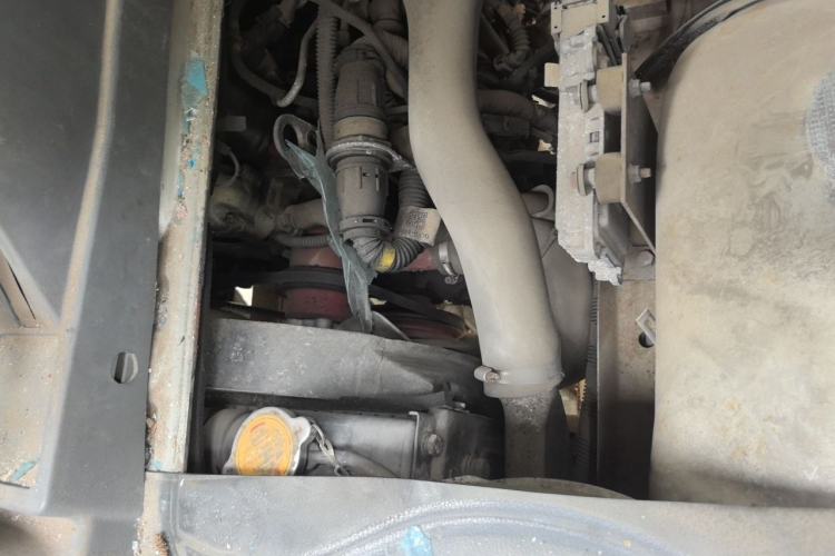 Used Foton Xiangling M  Engine Bay Left