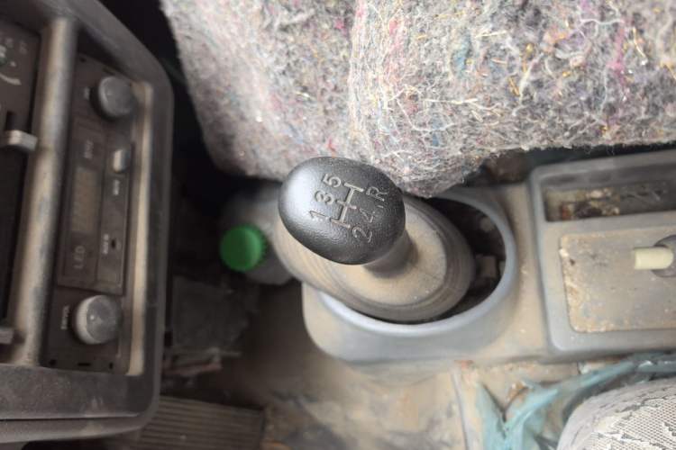 Used Foton Xiangling M  Gear Lever