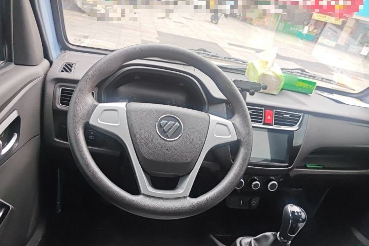 Used Foton Xiangling M 2018 1.5L Non-Load-Bearing Double-Cab with Dual Rear Tires (Cargo Version) DAM15L Steering Wheel