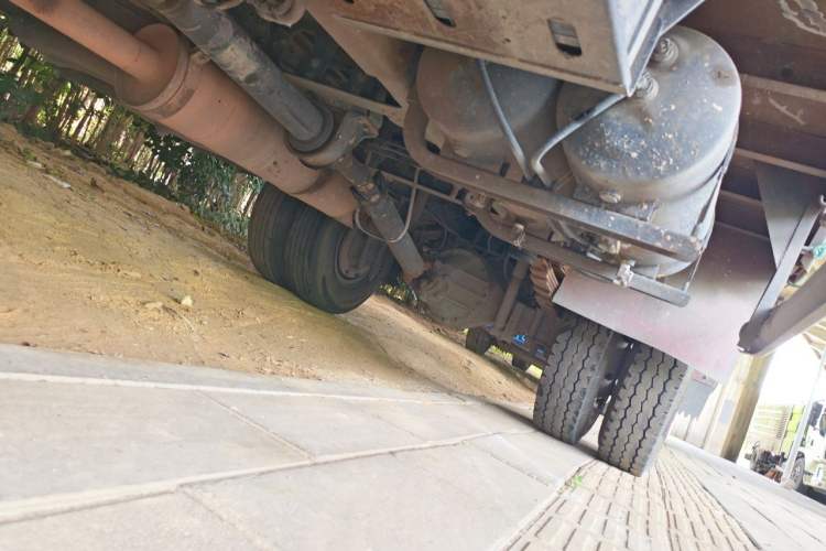 Used Foton Xiangling M 2018 1.2L 3.05-Meter Semi-Cab with Single Rear Tire 4W12M1 Chassis Front Left