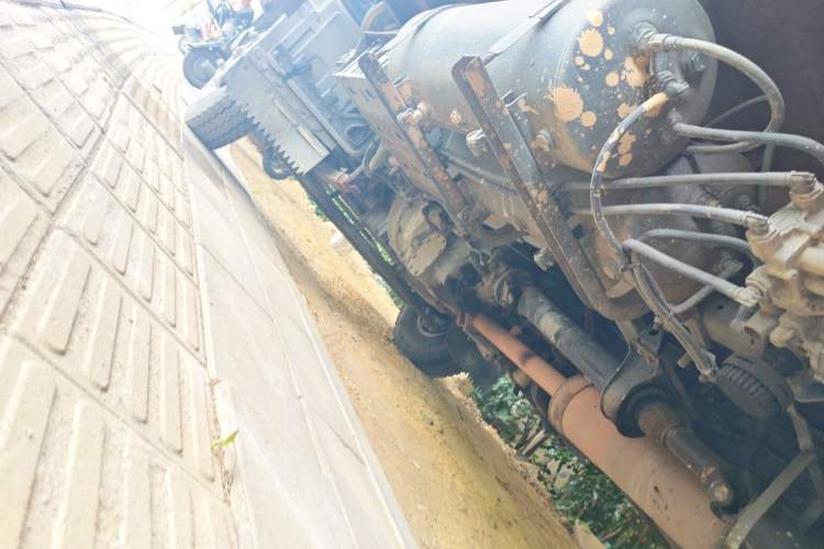 Used Foton Xiangling M 2018 1.2L 3.05-Meter Semi-Cab with Single Rear Tire 4W12M1 Chassis Rear Left