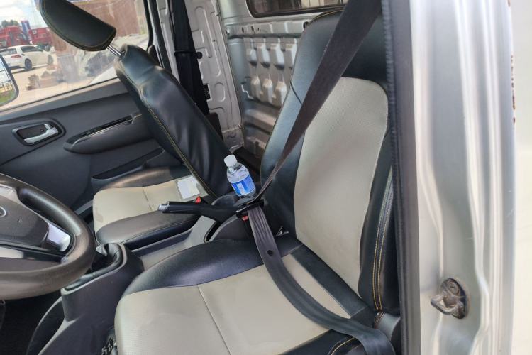 Used Foton Xiangling M 2018 1.5L M2 Non-承载 Single-Row with Dual Rear Tires (Cargo) Dual-Fuel DAM15L Left Rear Seat