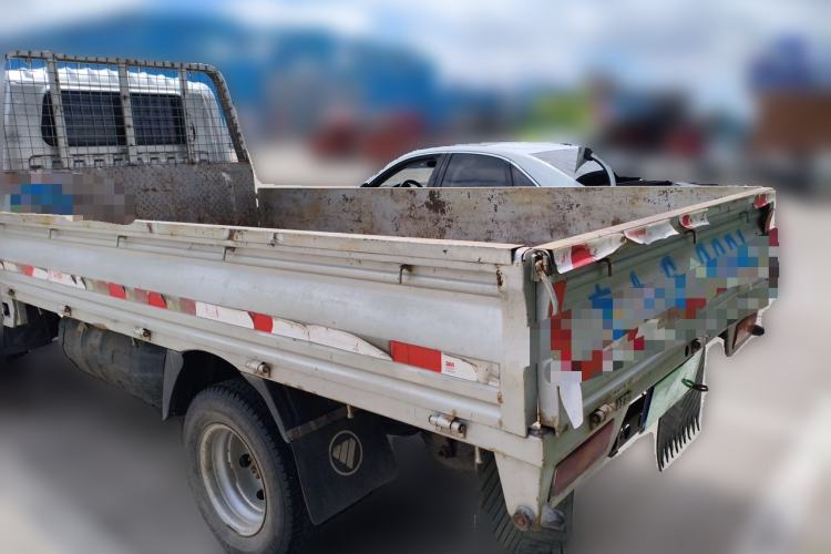 Used Foton Xiangling M 2018 1.5L M2 Non-承载 Single-Row with Dual Rear Tires (Cargo) Dual-Fuel DAM15L Rear Left 45 Deg