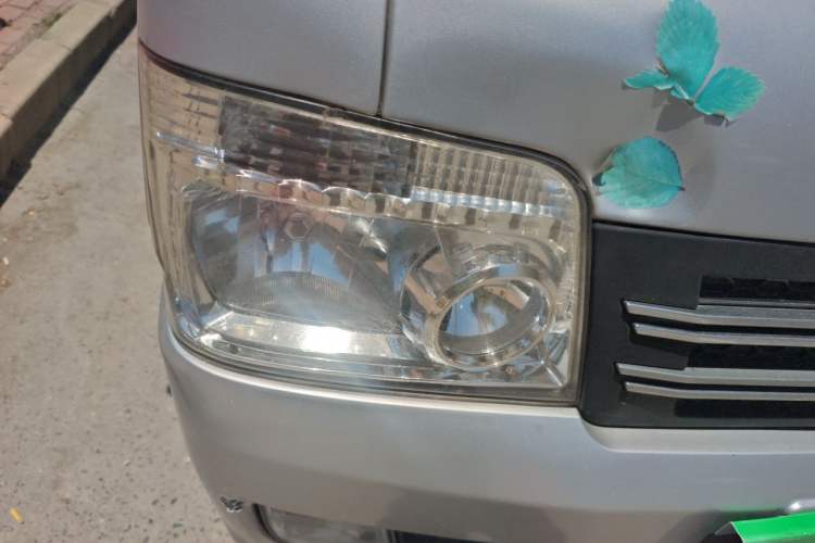 Used Foton Xiangling M 2018 1.2L Non-承载 Double-Cab Single Rear Tire (Cargo) 4W12M1 Right Front Headlight