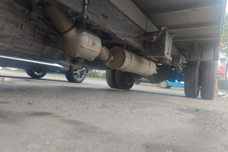 Used Foton Xiangling M  Chassis Front Left