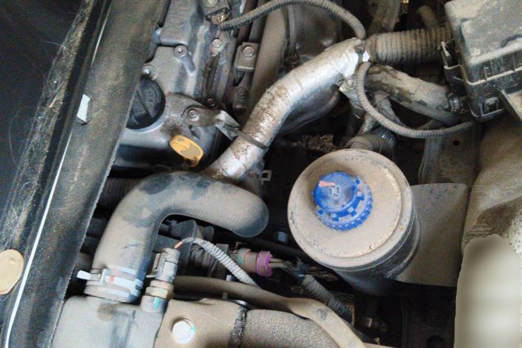 Used Foton Xiangling M  Engine Bay
