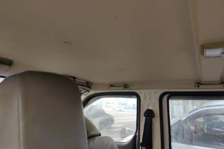 Used Foton Xiangling M 2018 1.5L M2 Non-Load-Bearing Double-Row Dual Rear Tires (Cargo Version) DAM15L Headliner