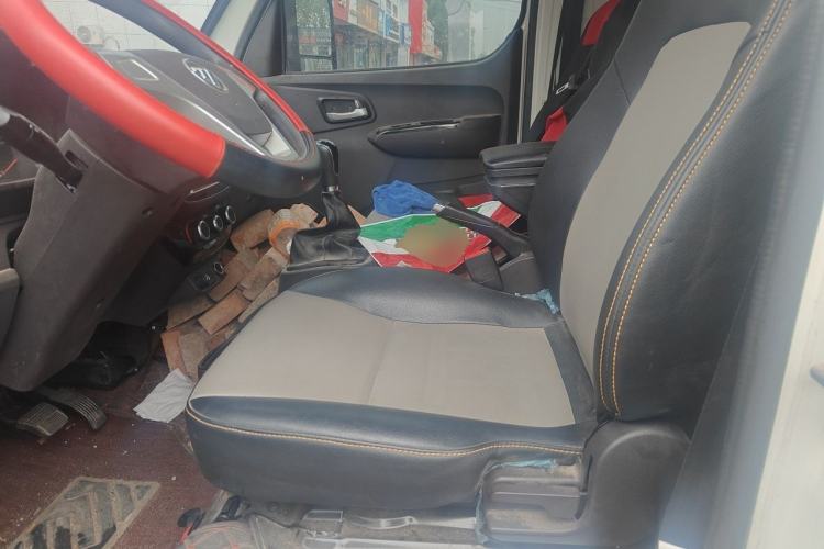 Used Foton Xiangling M  Left Front Seat