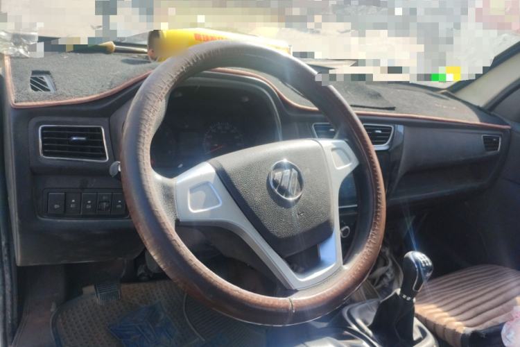 Used Foton Xiangling M 2018 1.5L M2 Non-Load-Bearing Single-Row with Dual Rear Tires (Cargo Version) DAM15L Steering Wheel