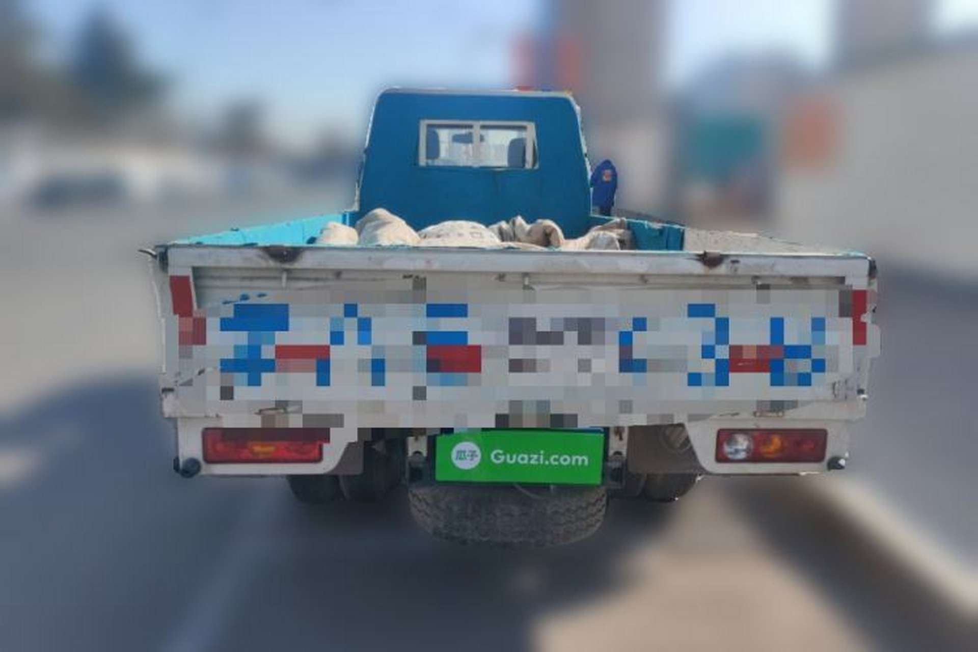 Used Foton Xiangling M 2018 1.5L M2 Non-Load-Bearing Single-Row with Dual Rear Tires (Cargo Version) DAM15L Trunk