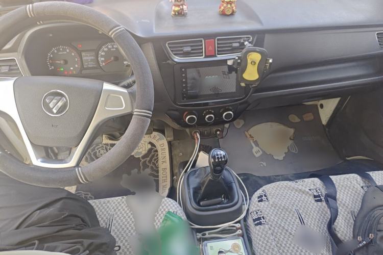 Used Foton Xiangling M  Center Console