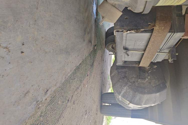 Used Foton Xiangling M  Chassis Front Left