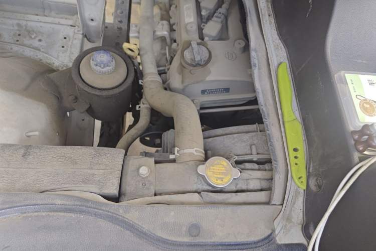 Used Foton Xiangling M  Engine Bay Left