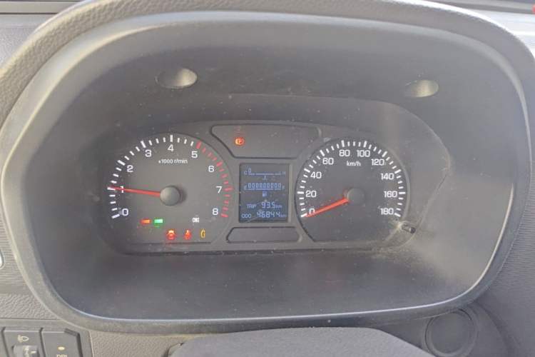 Used Foton Xiangling M  Instrument Cluster