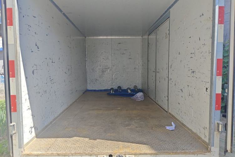 Used Foton Xiangling M  Trunk