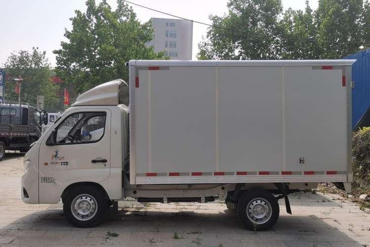 Used Foton Xiangling M New Energy 2023 M1 BYD Box-Type Cargo Bed Exterior 1