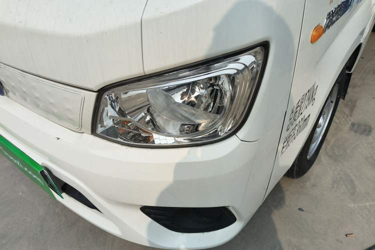 Used Foton Xiangling M New Energy 2023 M1 BYD Flatbed Cargo Box Left Front Headlight