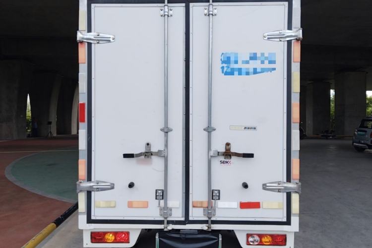 Used Foton Xiangling M New Energy 2023 M1 BYD Box-Type Cargo Bed Rear