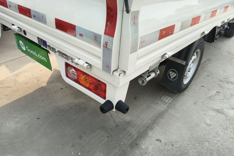 Used Foton Xiangling M New Energy 2023 M1 BYD Flatbed Cargo Box Right Rear Taillight