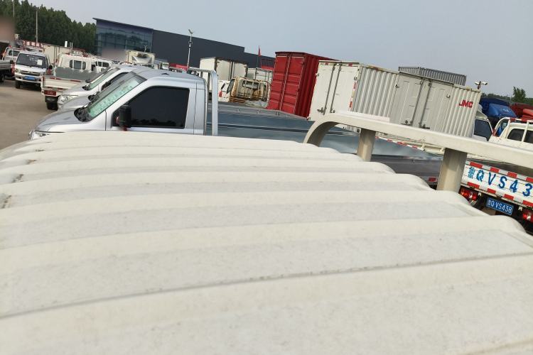 Used Foton Xiangling M New Energy 2023 M1 BYD Flatbed Cargo Box Roof