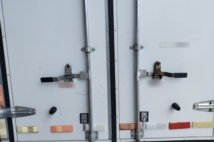 Used Foton Xiangling M New Energy 2023 M1 BYD Box-Type Cargo Bed Trunk