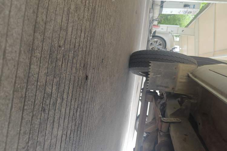 Used Foton Xiangling V  Chassis Front Left