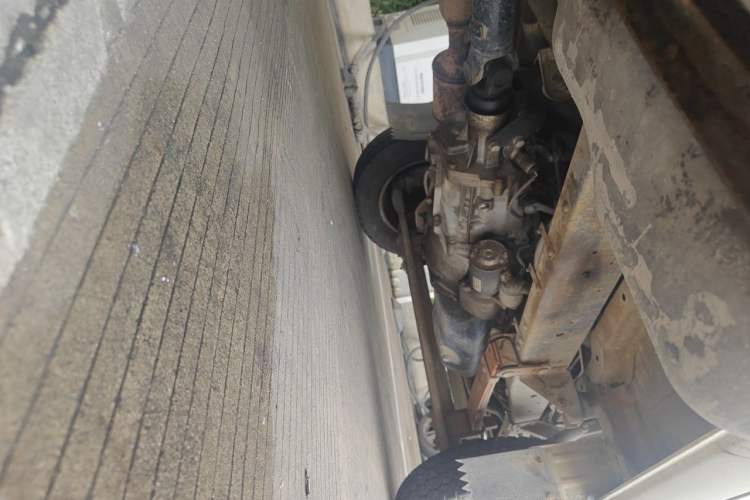 Used Foton Xiangling V  Chassis Front Right