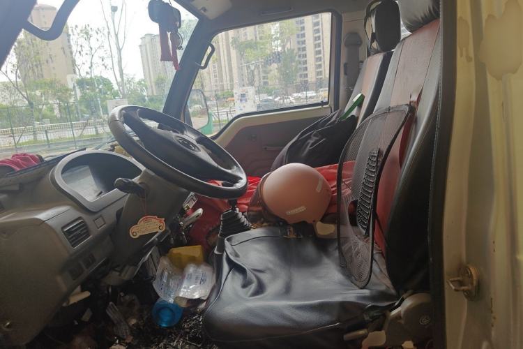 Used Foton Xiangling V  Left Front Seat