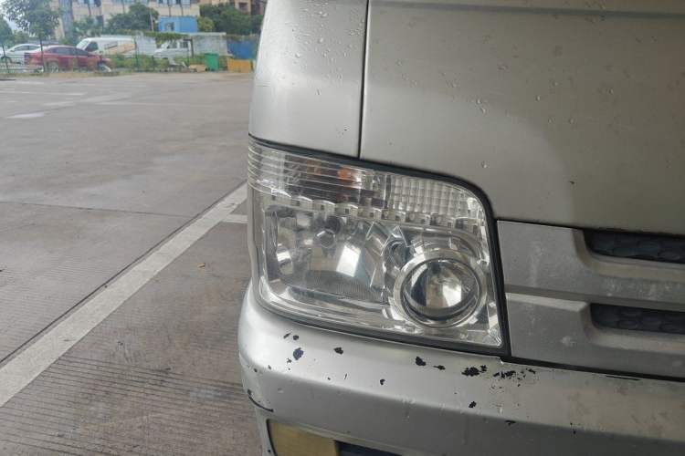 Used Foton Xiangling V  Right Front Headlight