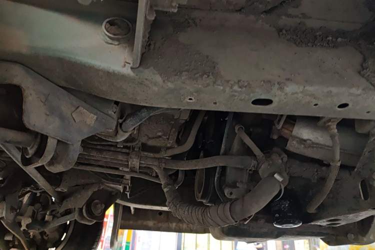 Used Foton Xiangling V 2018 1.2L Semi-承载 Body with 3170 mm Wheelbase (Van) 4W12M1 Chassis Front Left