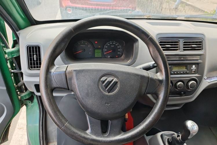 Used Foton Xiangling V 2018 1.2L Semi-承载 Body with 3170 mm Wheelbase (Van) 4W12M1 Steering Wheel