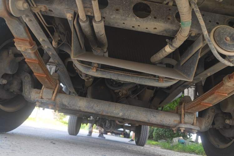 Used Foton Xiangling V  Chassis Front