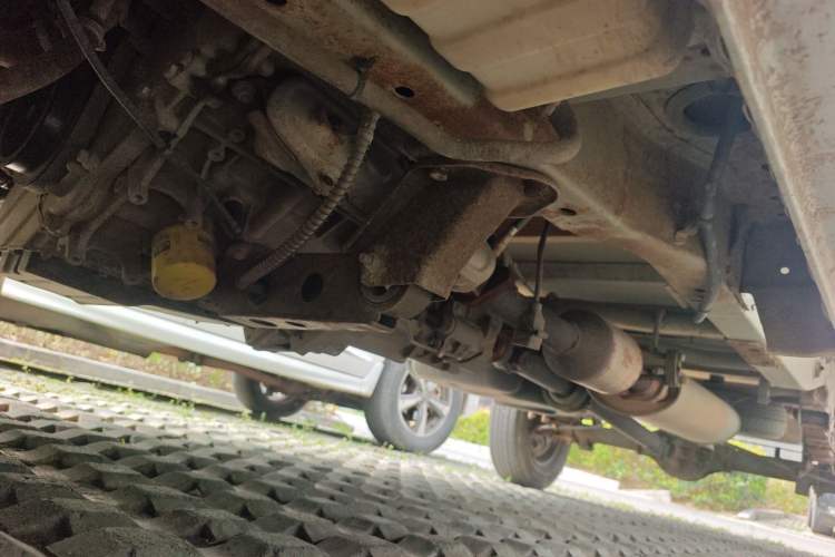 Used Foton Xiangling V 2018 1.5L Semi-承载 3170 mm Wheelbase (Van) DAM15R Chassis Front Left