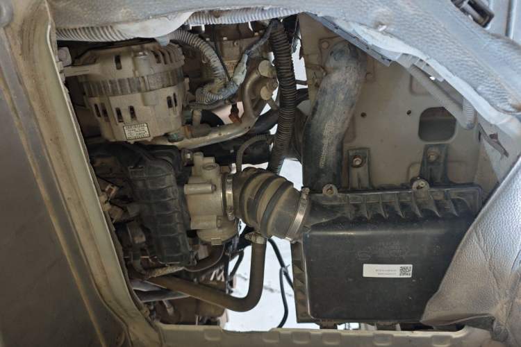 Used Foton Xiangling V  Engine Bay