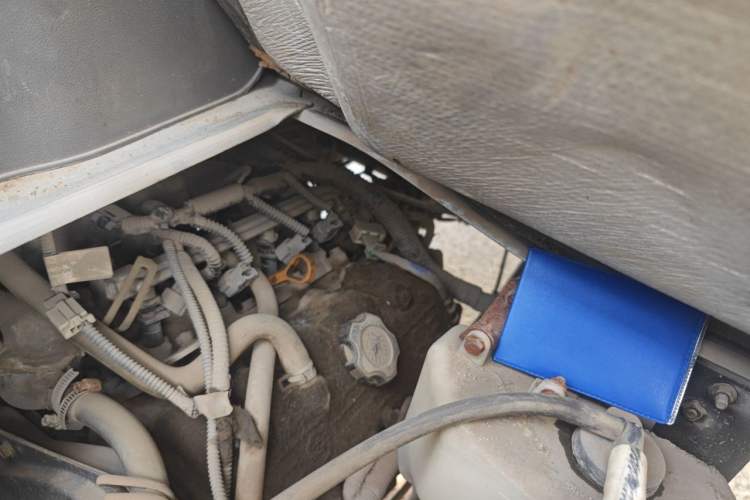 Used Foton Xiangling V  Engine Bay Left
