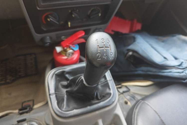 Used Foton Xiangling V  Gear Lever