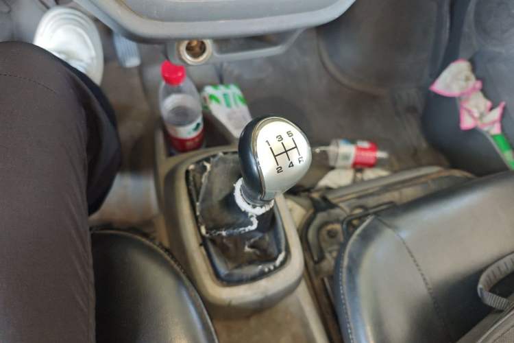 Used Foton Xiangling V  Gear Lever