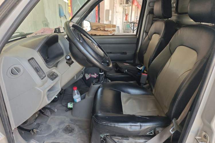 Used Foton Xiangling V  Left Front Seat