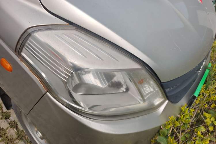 Used Foton Xiangling V 2018 1.5L Semi-承载 3170 mm Wheelbase (Van) DAM15R Right Front Headlight