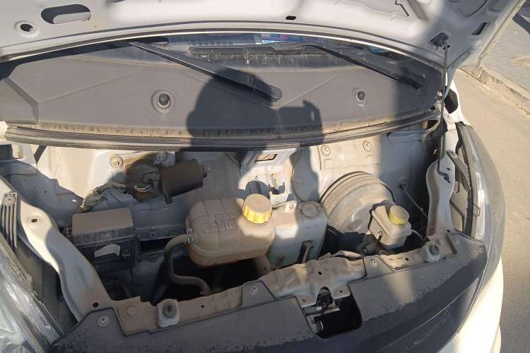 Used Foton Xiangling V 2018 1.5L Semi-承载 3170 mm Wheelbase (Van) DAM15R Engine Bay