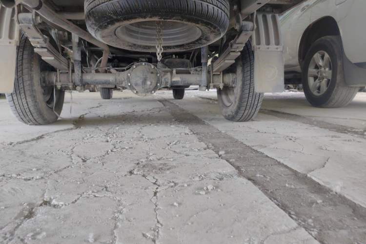 Used Foton Xiangling V  Chassis Rear