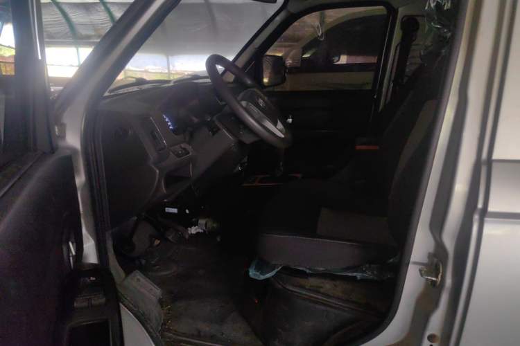 Used Foton Xiangling V  Driver Seat