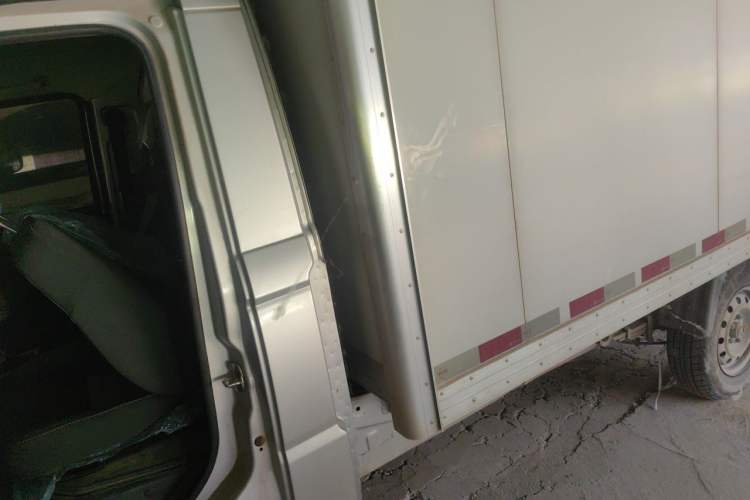 Used Foton Xiangling V  Left Rear Seat