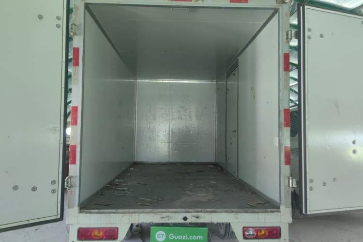 Used Foton Xiangling V  Trunk