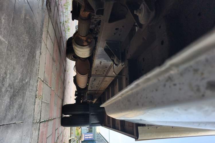 Used Foton Xiangling V  Chassis Front Left