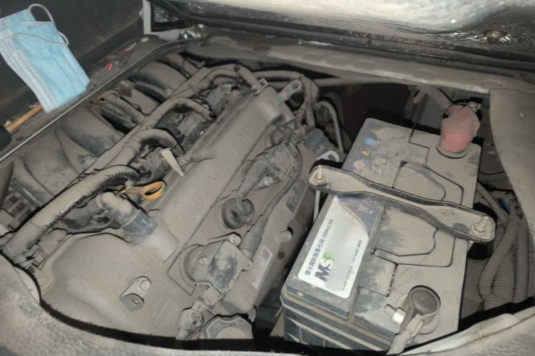 Used Foton Xiangling V  Engine Bay Left