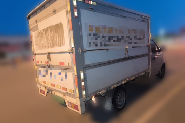 Used Foton Xiangling V  Rear Right 45 Deg